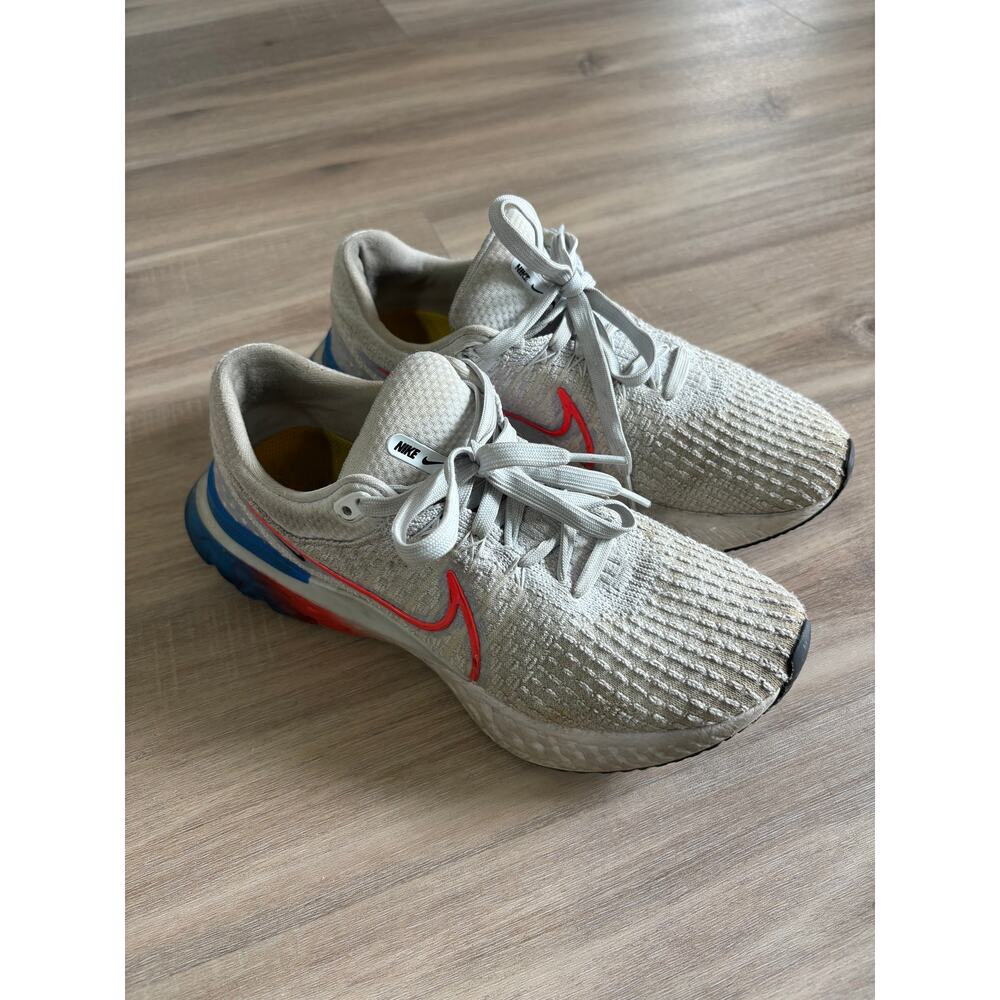 Nike React Infinity Run Flyknit 3 Grey Bright Crimson Used Women 8.5